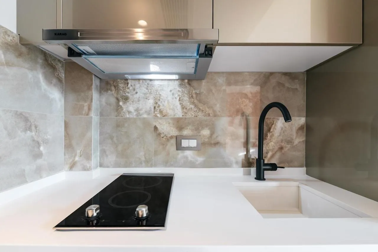 Cocooning Suites By Blue Carpet Pefkochori